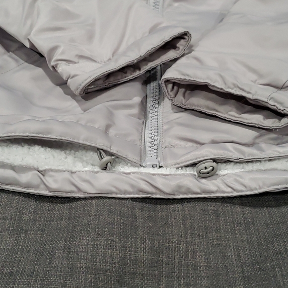 *SOLD* Fabletics Cher Polar Fleece Jacket - Picture 3 of 5